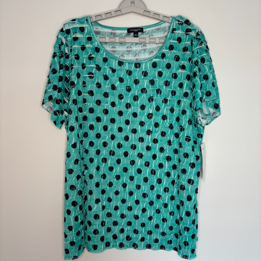NOTATIONS NEW Polka Dot Eyelash Short Sleeve Top Plus 2X Green Black Stretch
